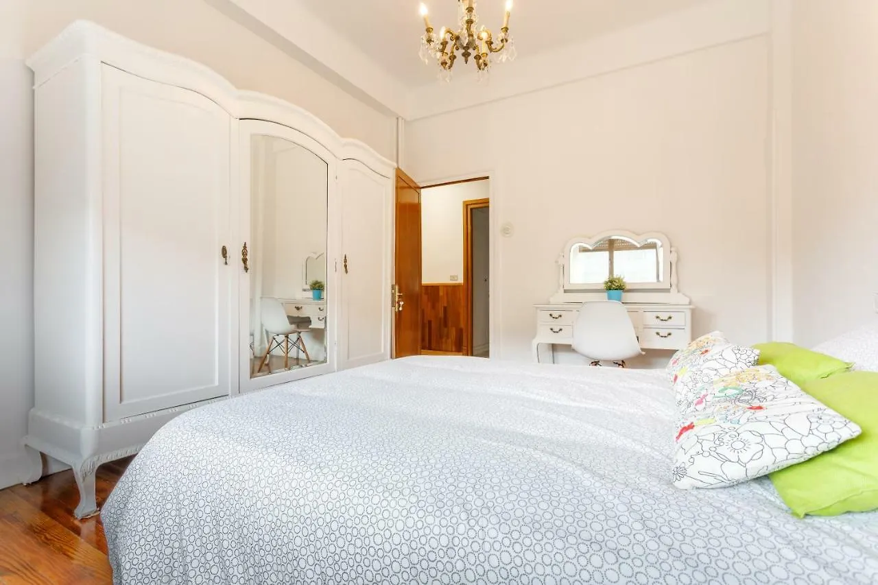 ホームステイ Urban Rooms Habitaciones Con Wifi Y Smart Tv ビルバオ スペイン